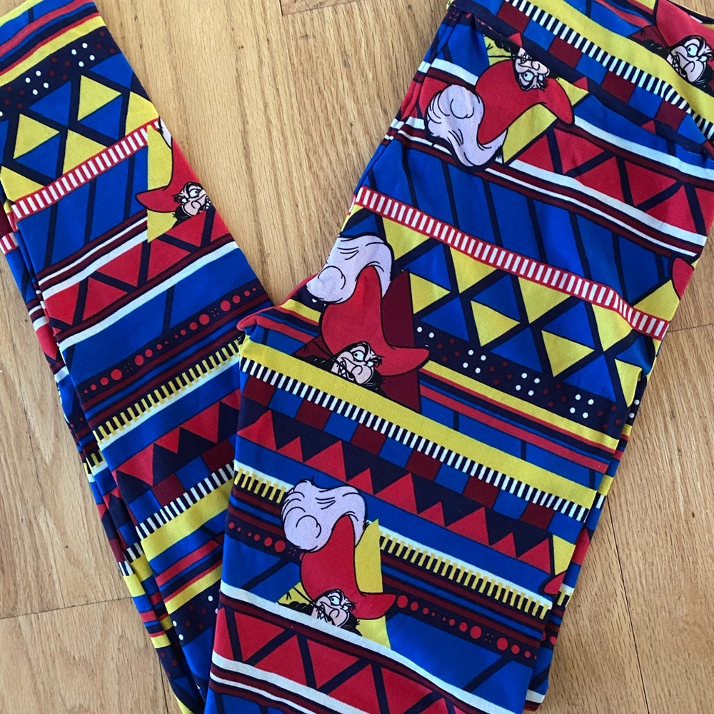 LuLaRoe OS Disney Captain Hook Leggings